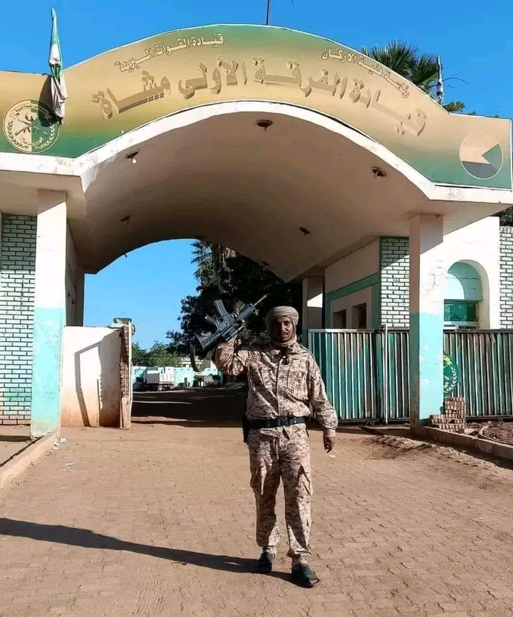 قراءة في سقوط الفرقة الأولى ومحاكمة اللواء أحمد الطيب