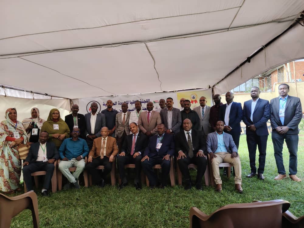 سفير السودان لدى أوغندا: انطلاق الجسر الجوي لعودة اللاجئين بدعم سيادي واستهداف 10 آلاف مستفيد في المرحلة الأولى